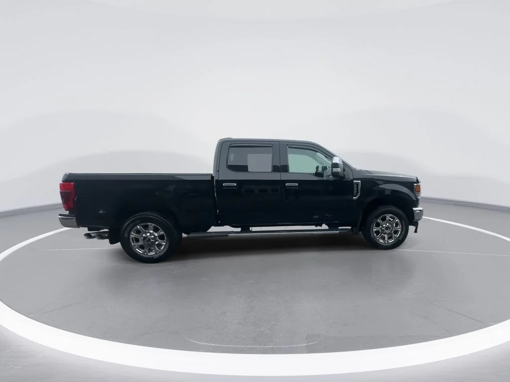 Used 2021 Black Ford Lariat image 2