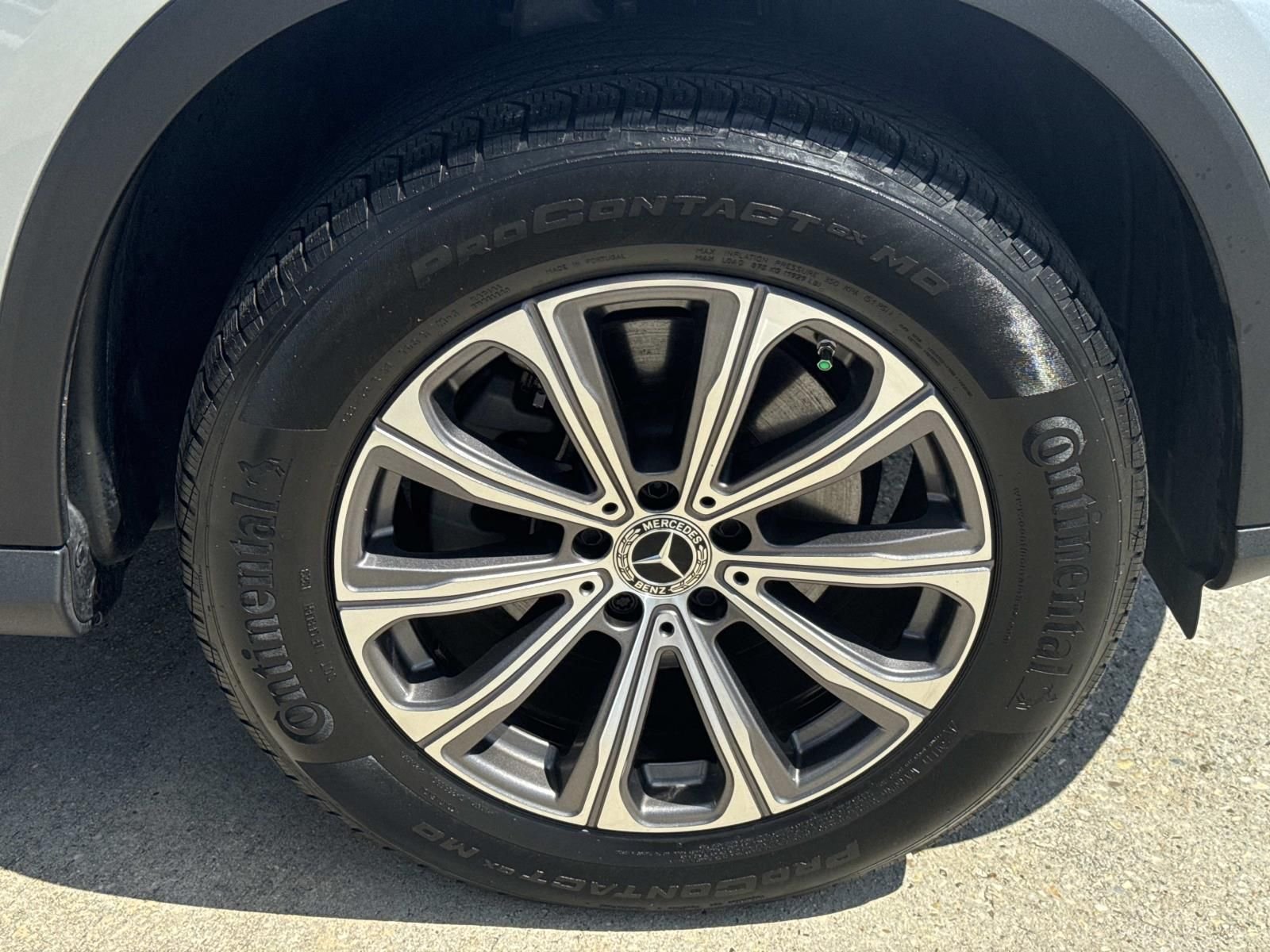 Certified Used 2023 Silver Mercedes-Benz GLC 300 image 4