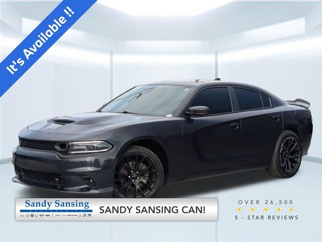 Used 2018 Gray Dodge V6 image 1