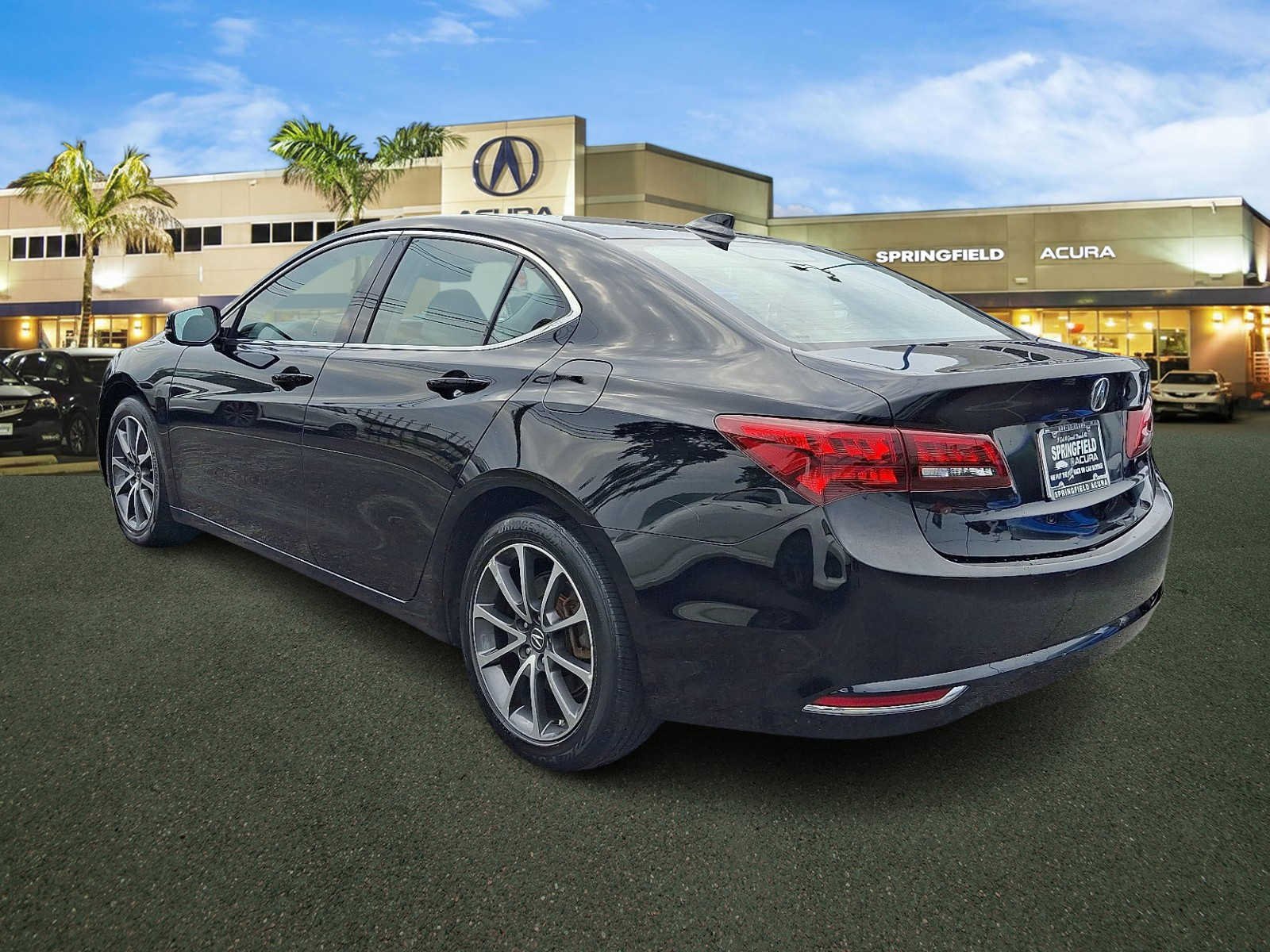Used 2016 Crystal Black Pearl Acura V6 Tech image 4