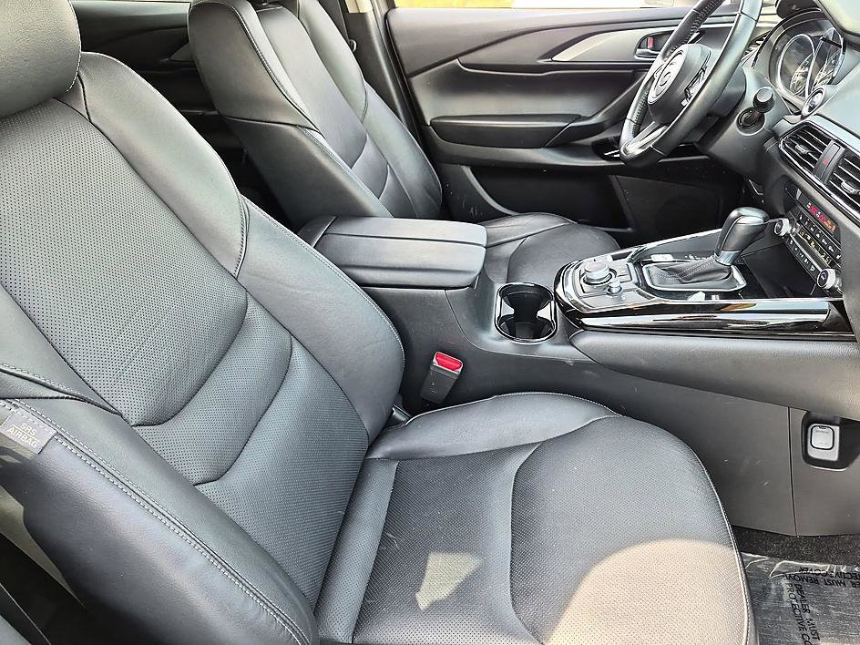 Used 2023 Sonic Silver Metallic Mazda Touring Plus image 35