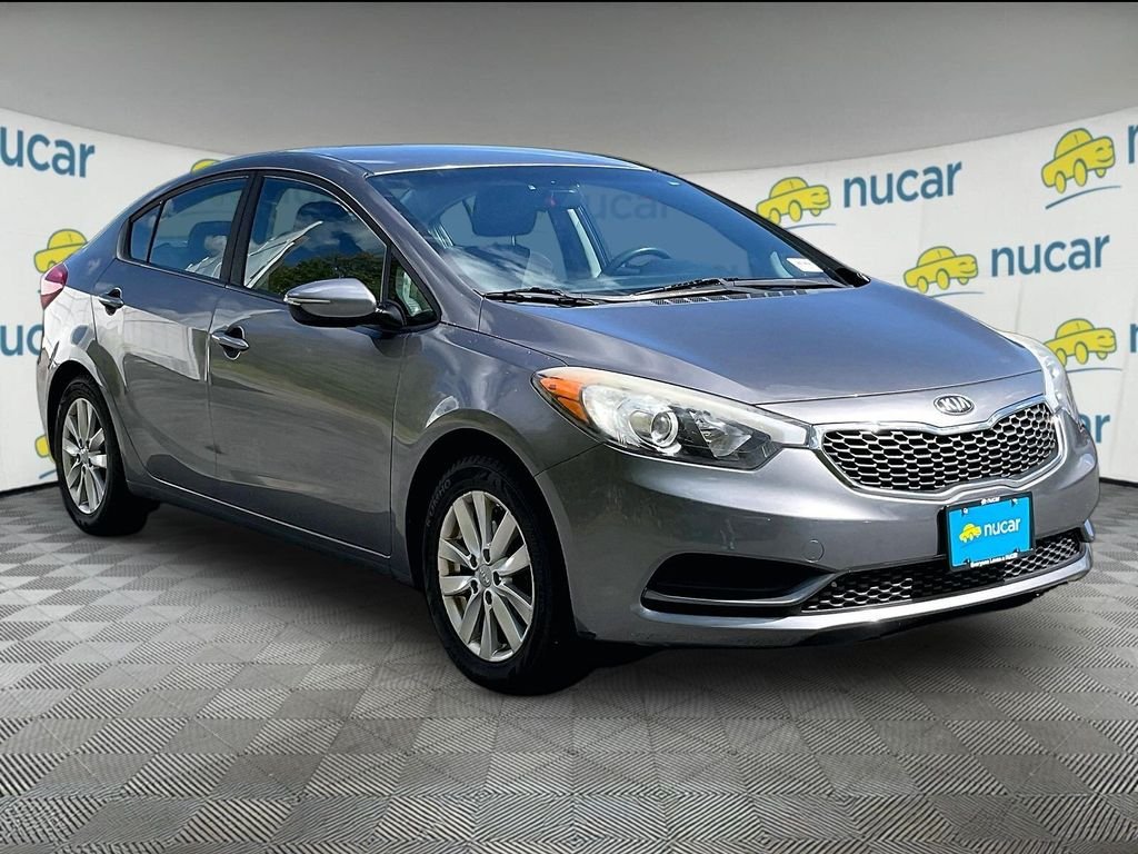 Used 2016 Graphite Steel Metallic Kia LX image 1