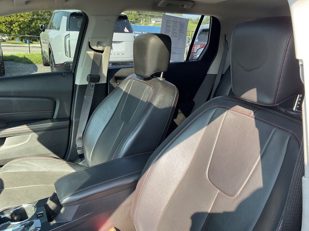 Used 2015 Crystal Red Tintcoat GMC SLT image 16