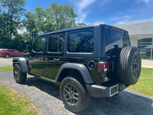 Used 2024 Black Jeep Sport S image 6