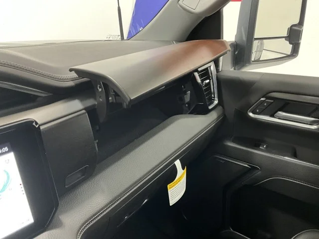 2026 GMC Sierra 3500HD Denali - Photo 34