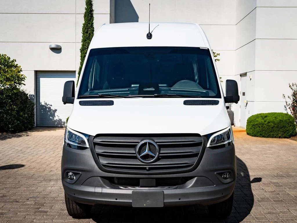 New 2026 Arctic White Mercedes-Benz Cargo 144 WB image 2