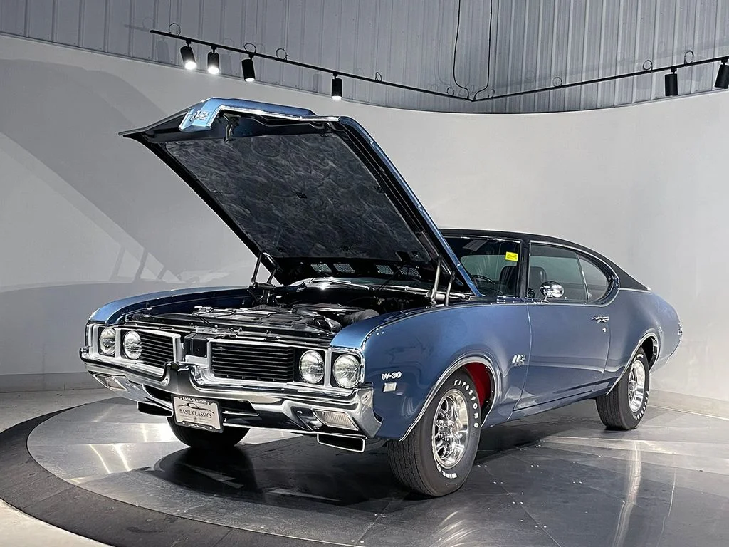 Used 1969  Oldsmobile  image 26