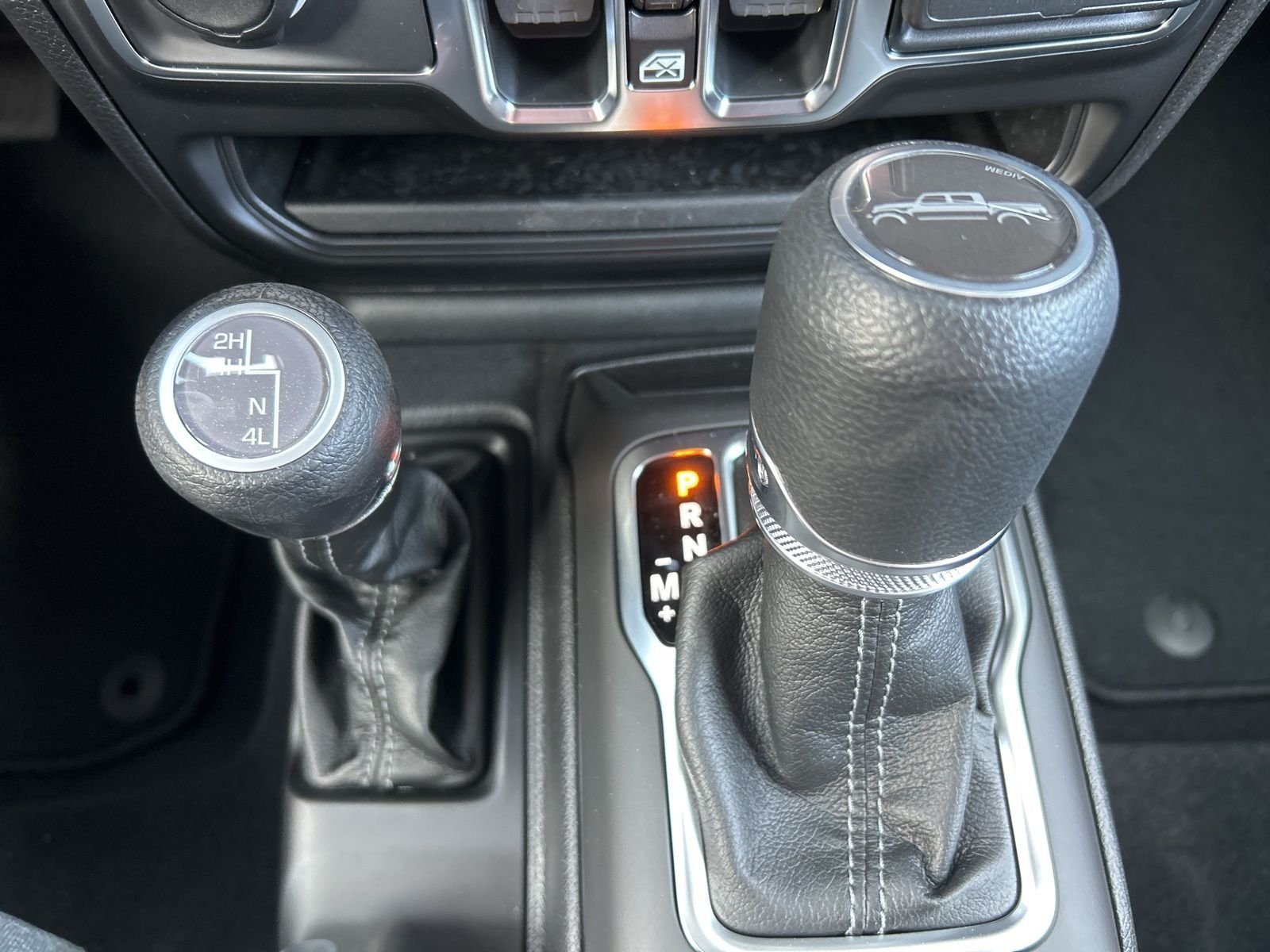 New 2026 Reign Exterior Paint Jeep Sport S image 19