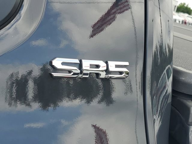Used 2024  Toyota SR5 image 27