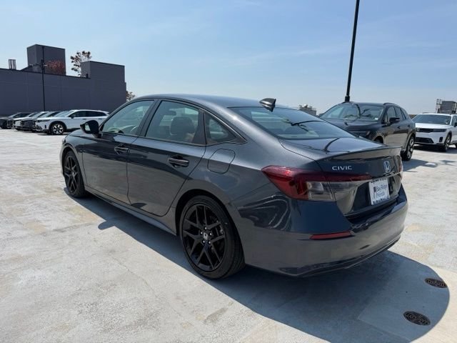 Used 2025  Honda Sport image 5