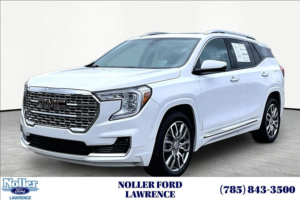 2023 GMC Terrain Denali AWD's photo