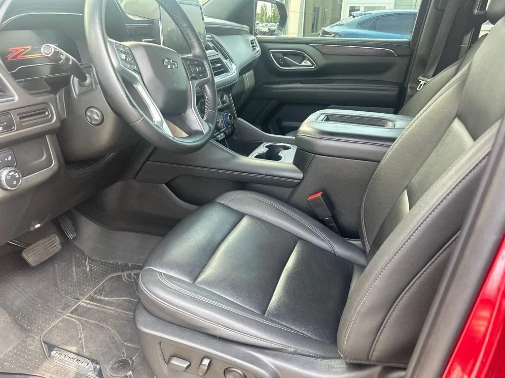 Used 2023 Red Chevrolet Z71 image 18