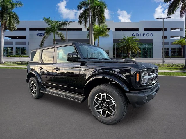 2026 Ford Bronco Outer Banks®