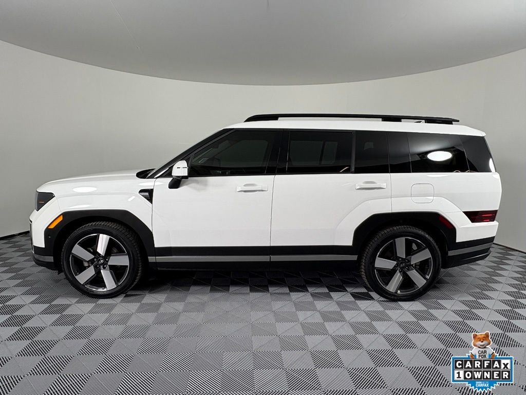 Used 2025 White Hyundai Limited image 13