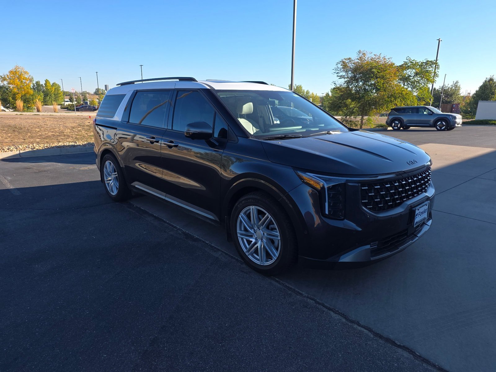 Used 2025 Gray Kia SX Prestige image 2