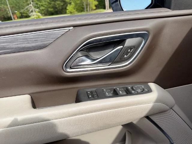 Certified Used 2023 MIDNIGHT BLUE METALLIC GMC SLT image 16
