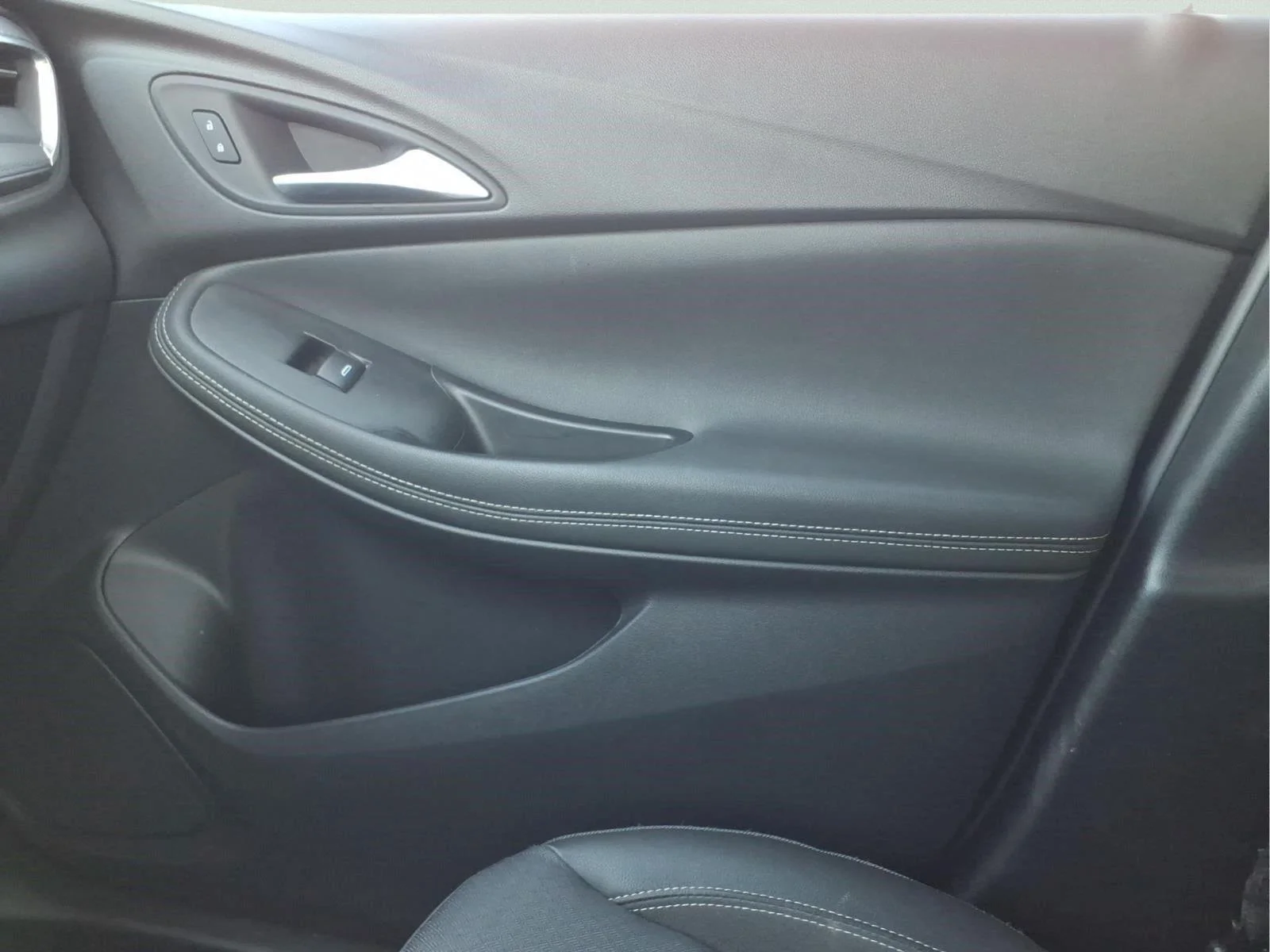 Used 2026 Moonstone Gray Metallic Buick Preferred image 27