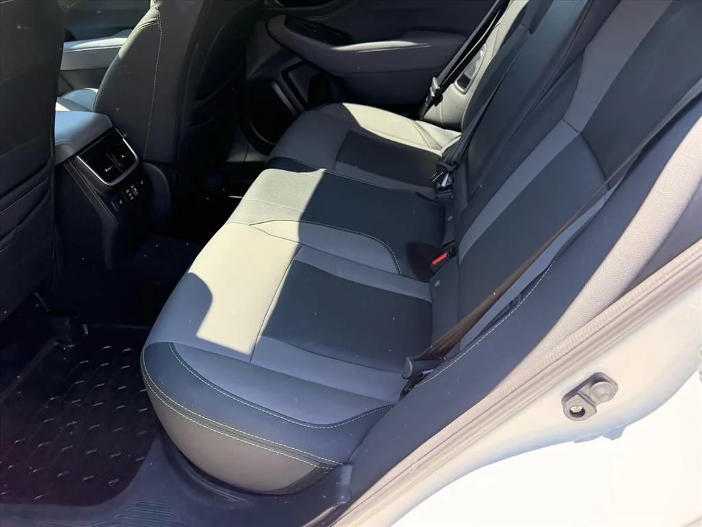 Used 2025 White Subaru Onyx Edition XT image 10