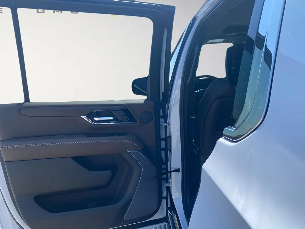 New 2026 Glacier White Tricoat GMC Denali Ultimate image 20