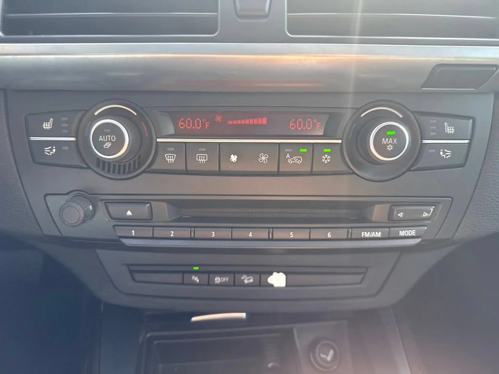 Used 2013  BMW xDrive35i image 22