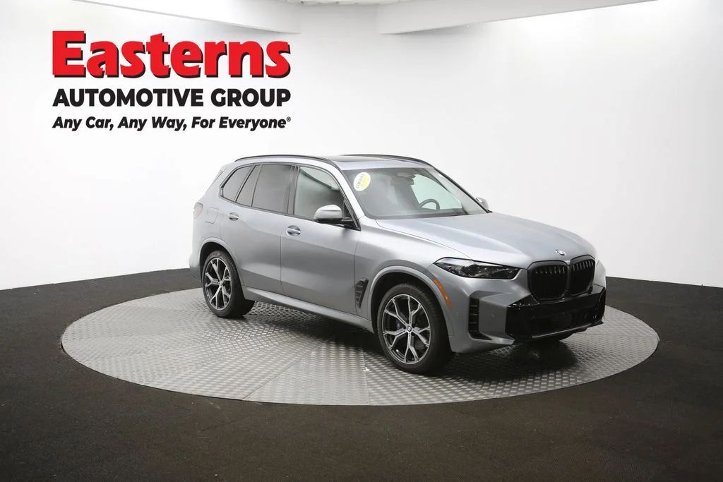 Used 2025 Gray BMW xDrive40i image 50