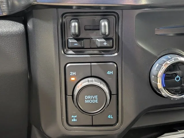 New 2026 Oxford White Ford F-250® Lariat® image 47