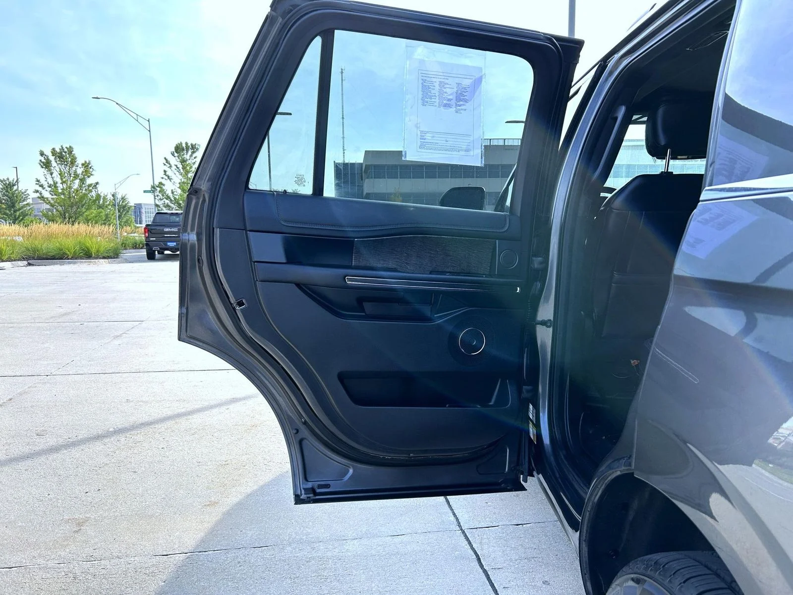 Used 2019 Gray Ford Limited image 22