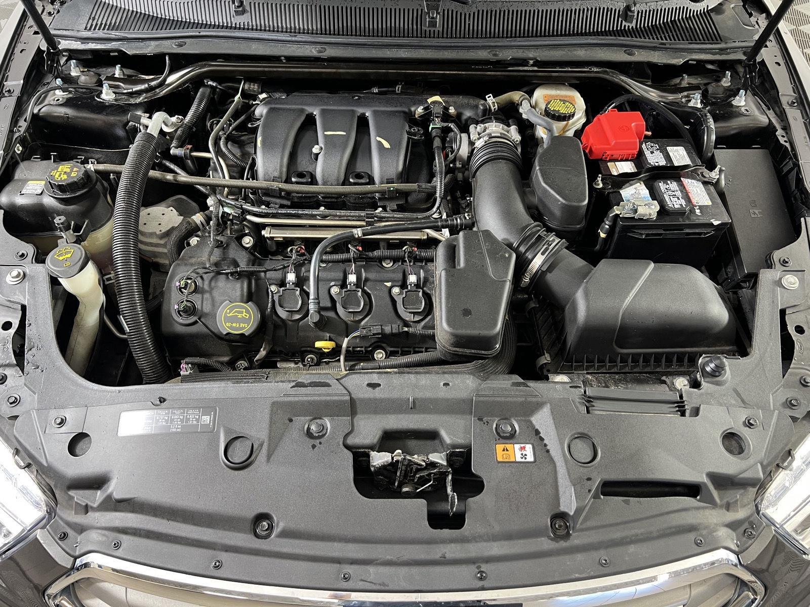 Used 2018 Magnetic Ford SEL image 27