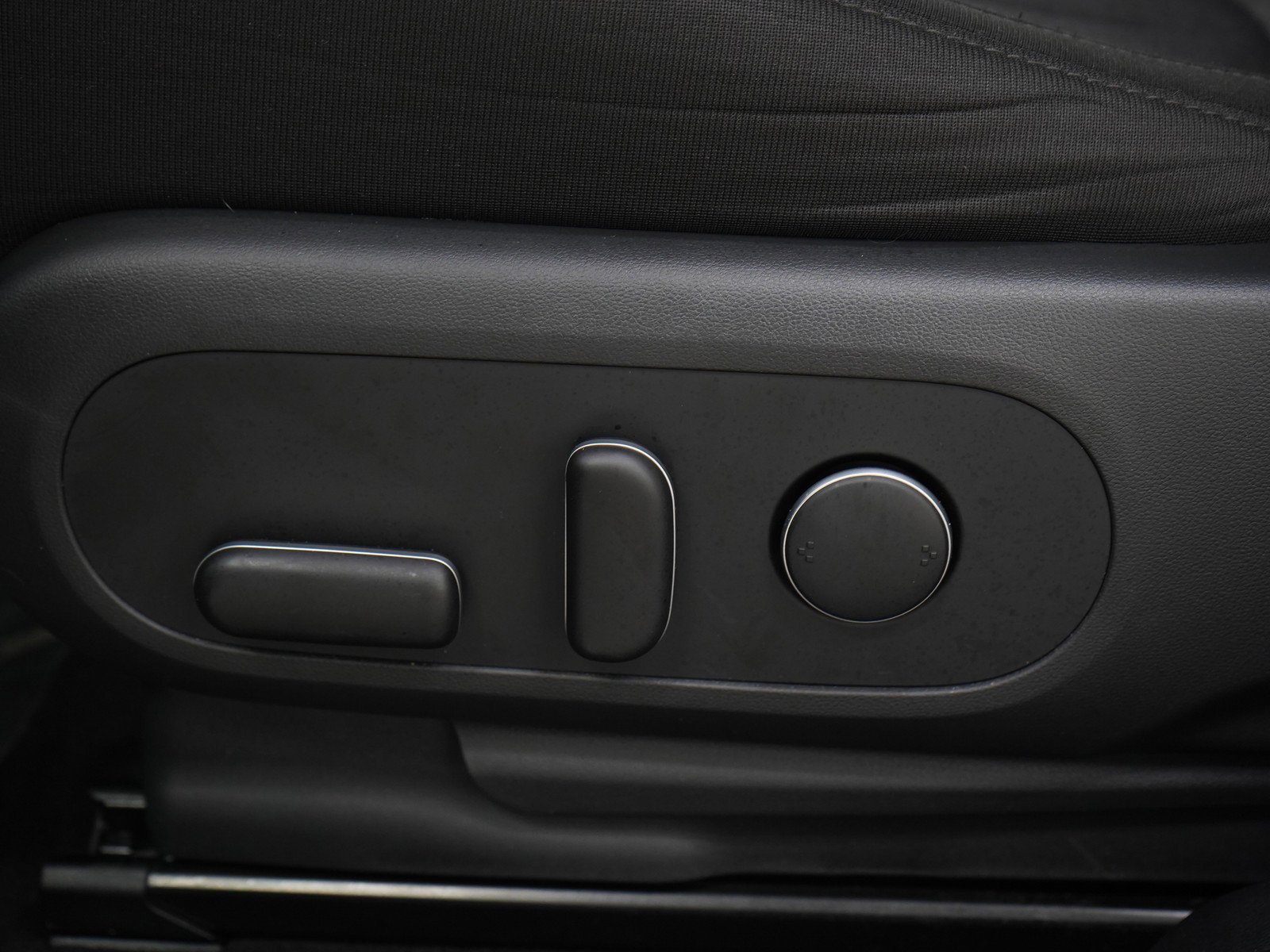 Certified Used 2024 Cyber Gray Hyundai SE AWD image 28
