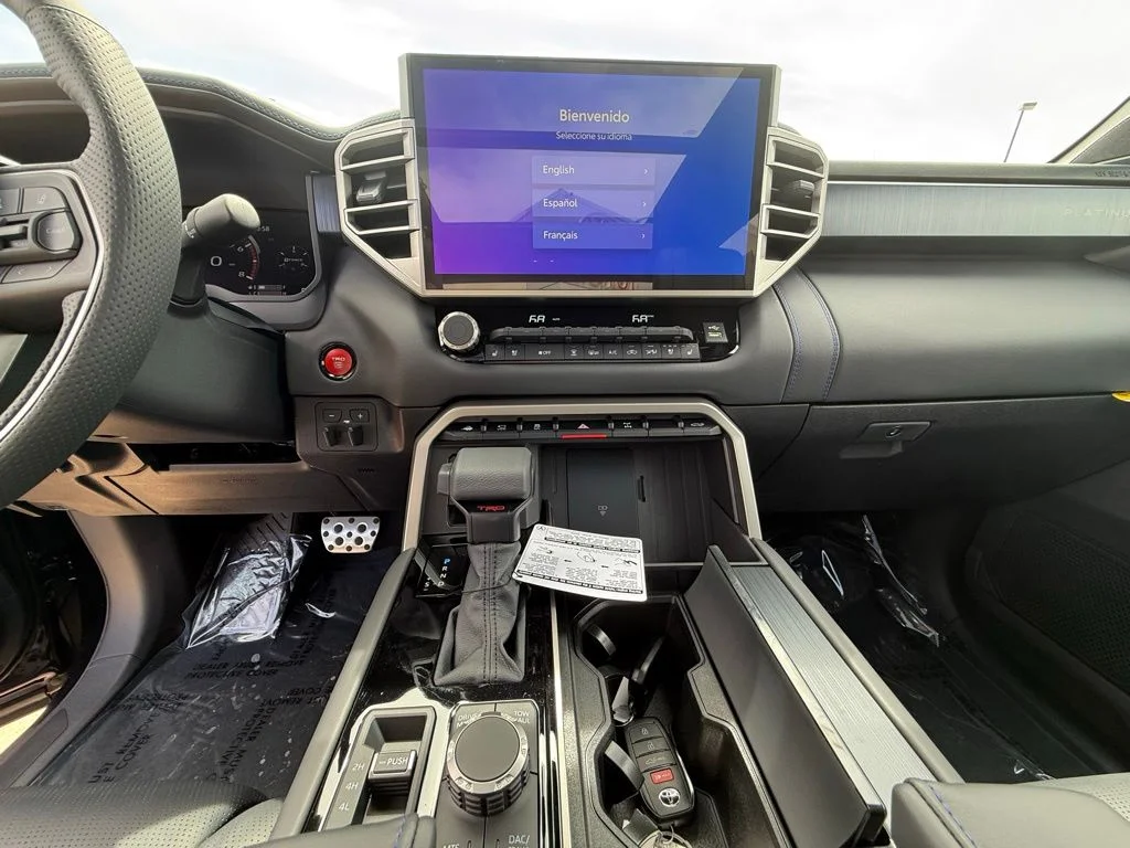 2026 Toyota Tundra Platinum - Photo 13