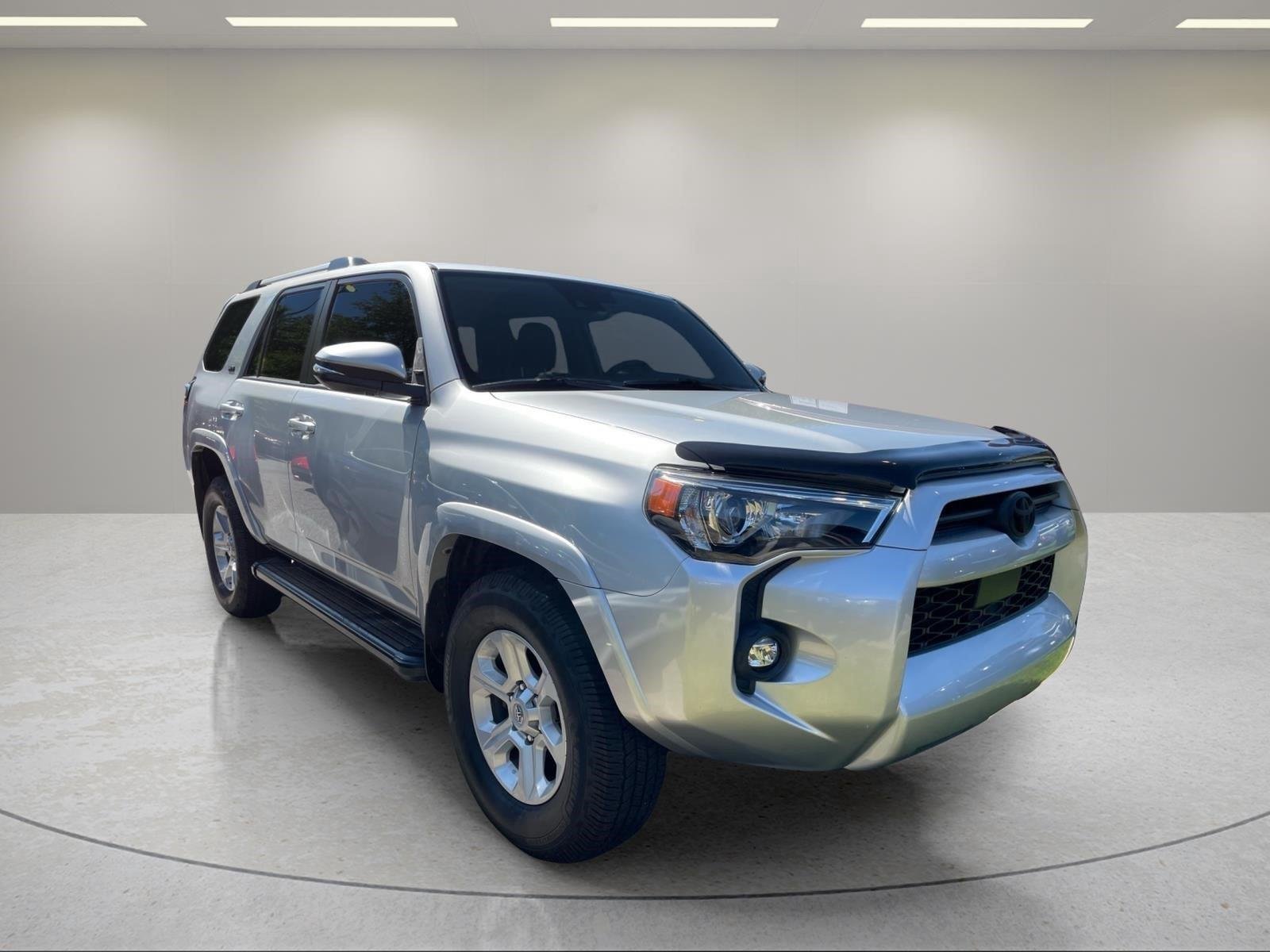 Used 2021 Classic Silver Metallic Toyota SR5 Premium image 9