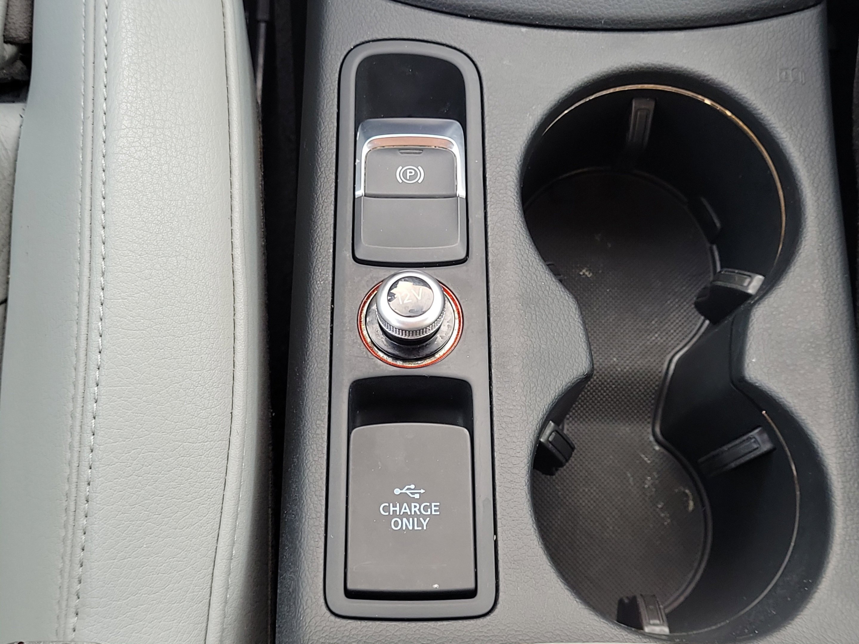 Used 2018 Silver Metallic Audi 2.0T Premium Plus image 21