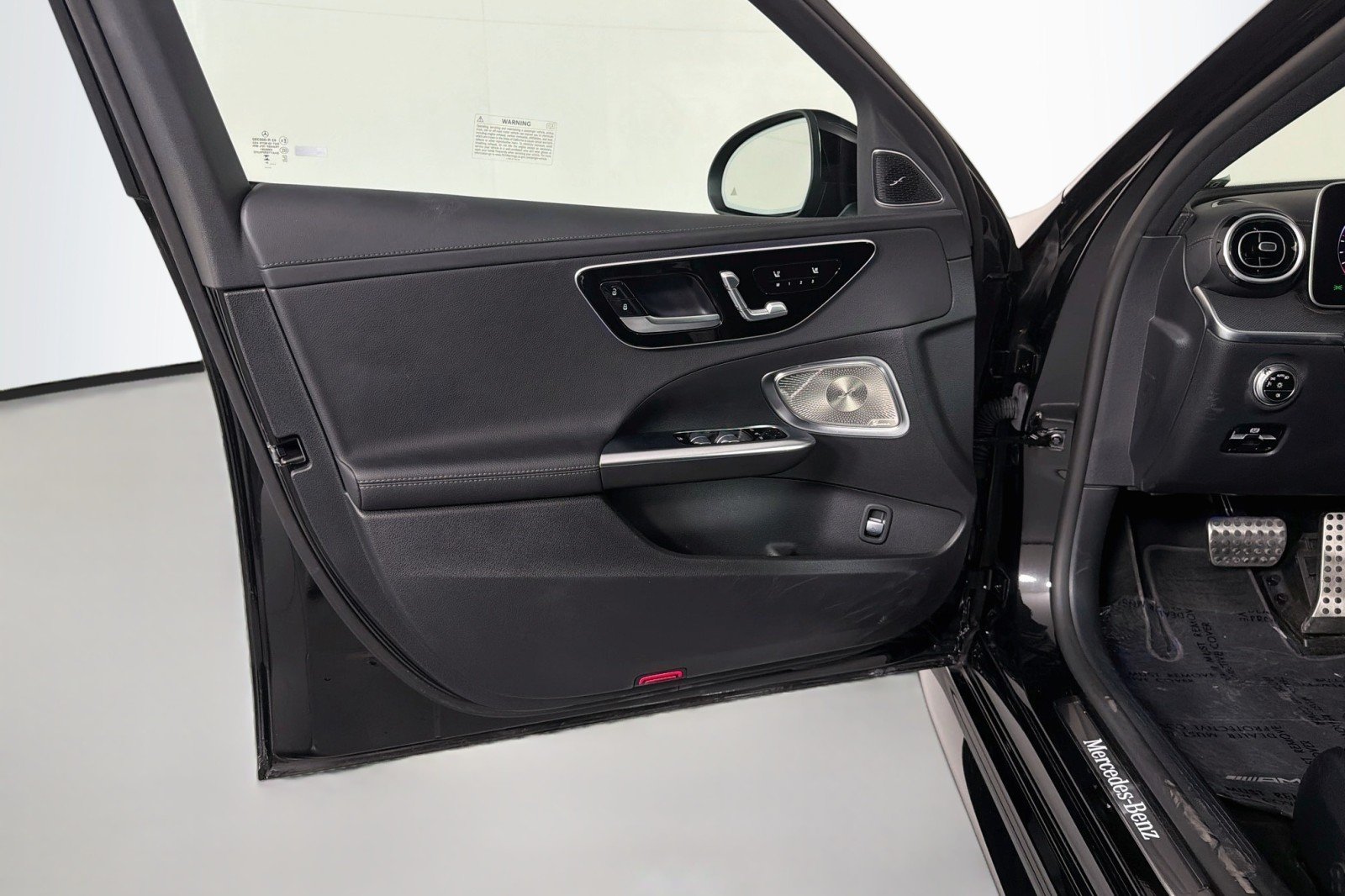 Used 2024 Obsidian Black Metallic Mercedes-Benz C 300 image 22