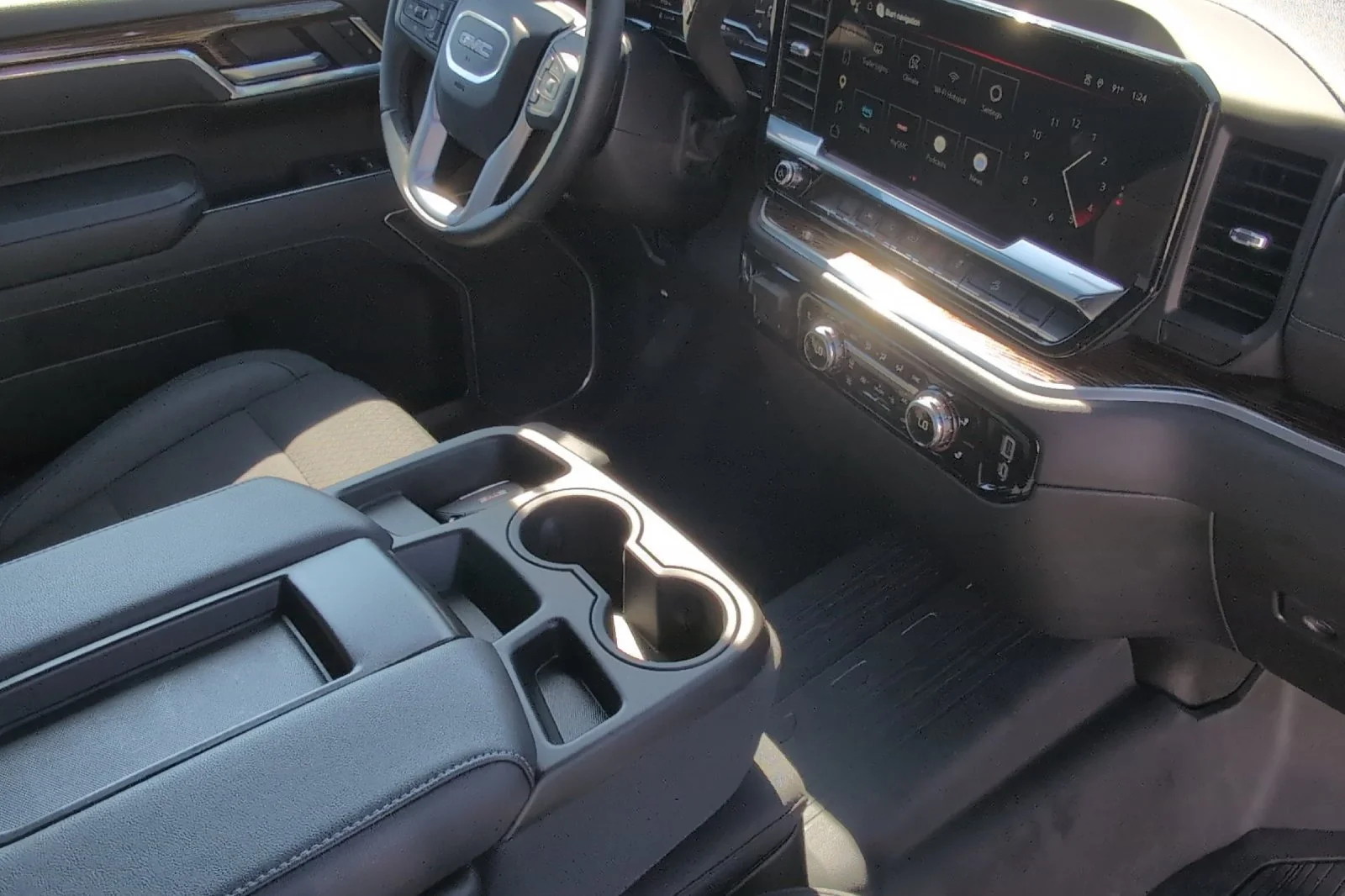 New 2025 Onyx Black GMC Elevation image 15