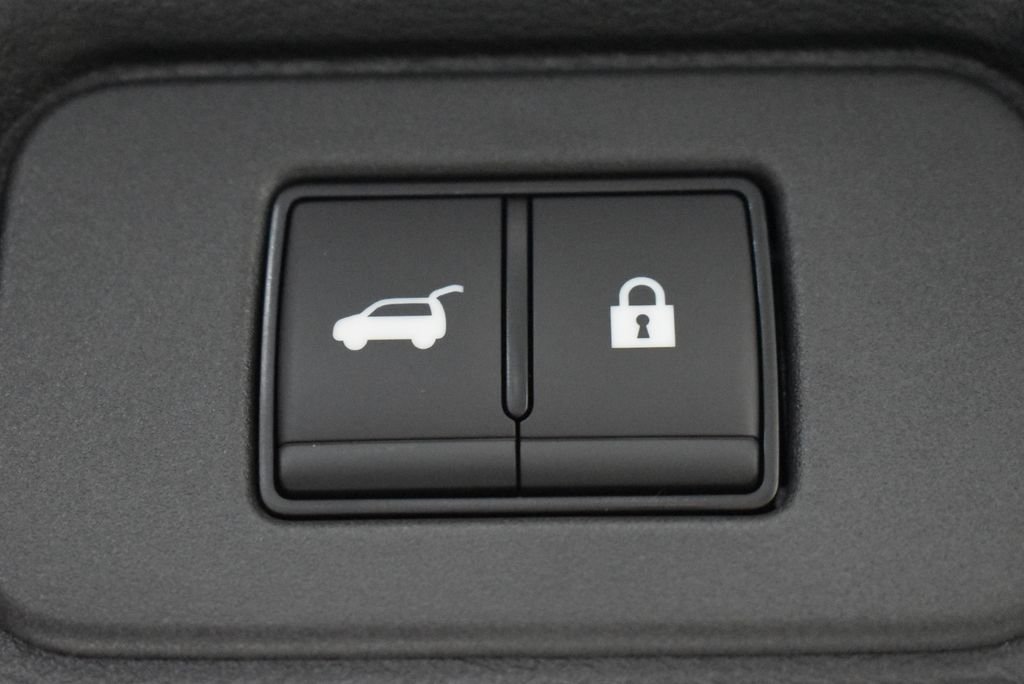 New 2026 Everest White Pearl TriCoat Nissan Platinum image 39