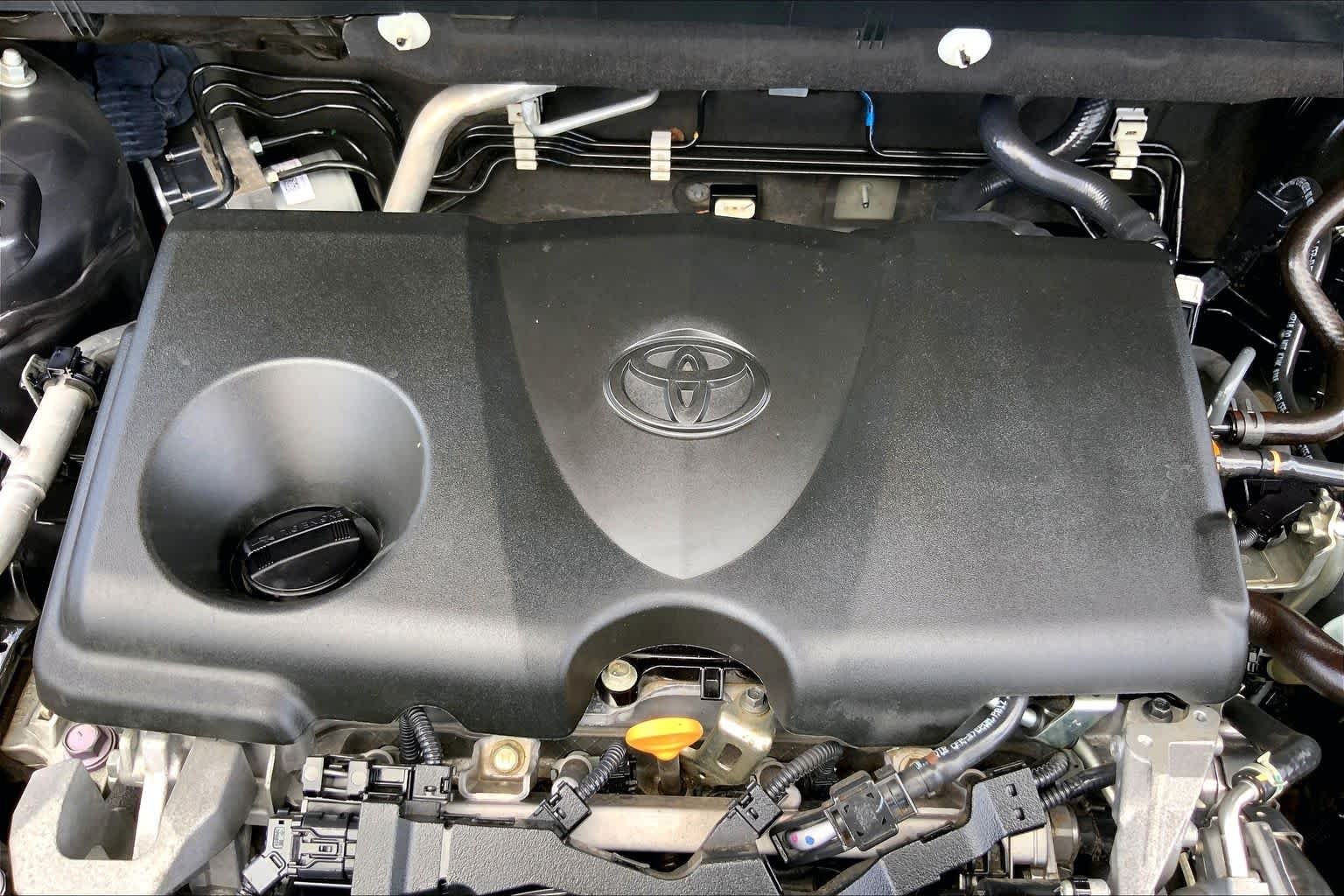 Used 2021 Magnetic Gray Metallic Toyota LE image 32