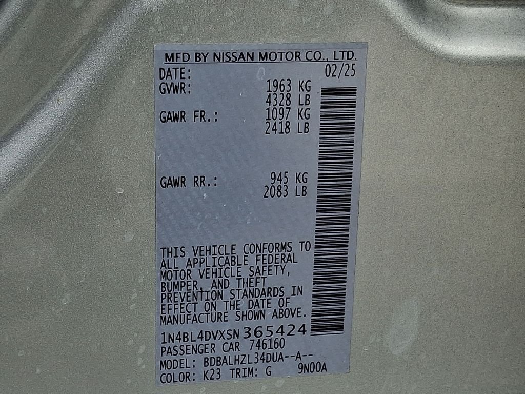 Used 2025 Silver Nissan 2.5 SV image 27