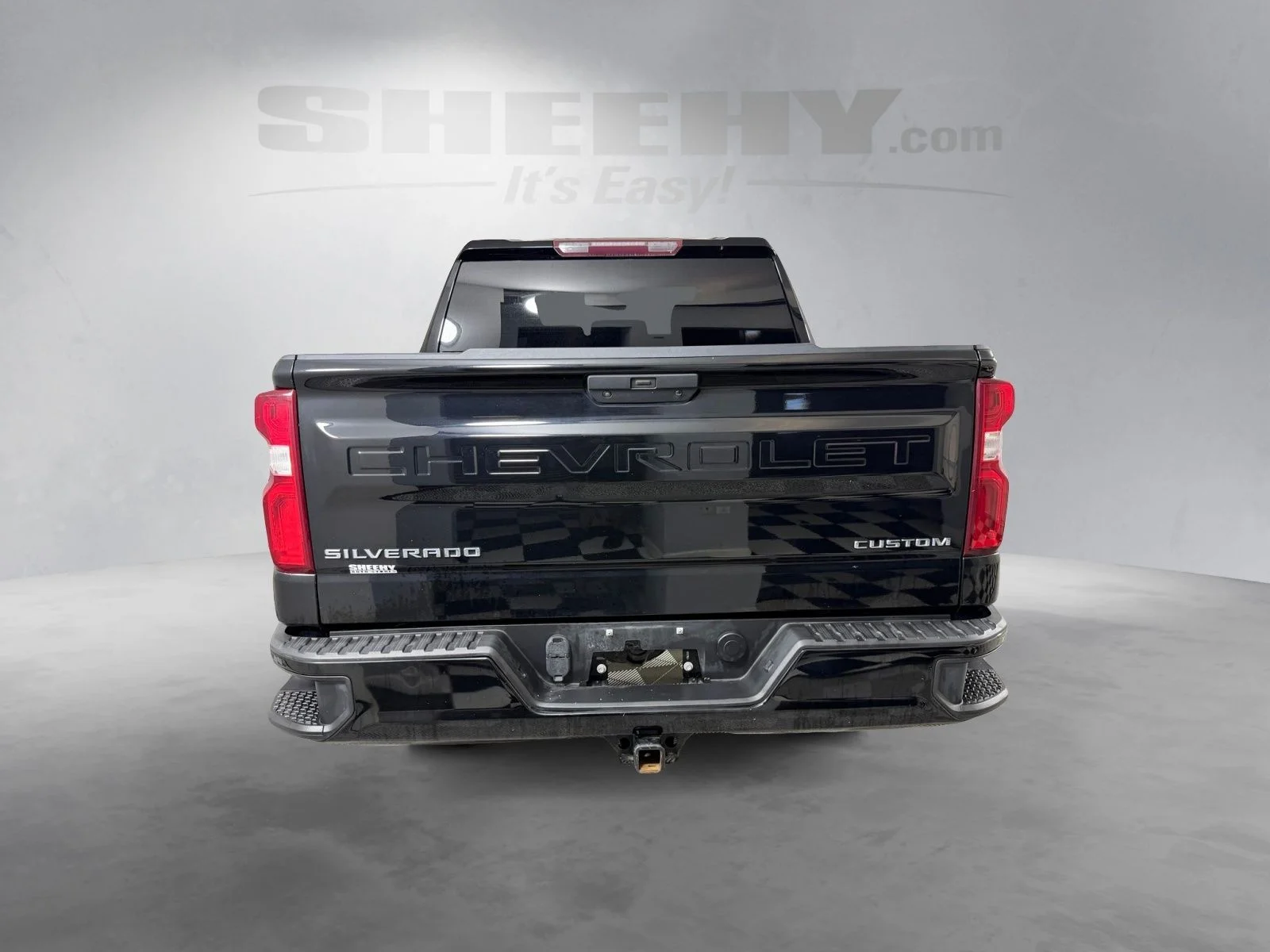 Used 2021 Black Chevrolet Custom image 13