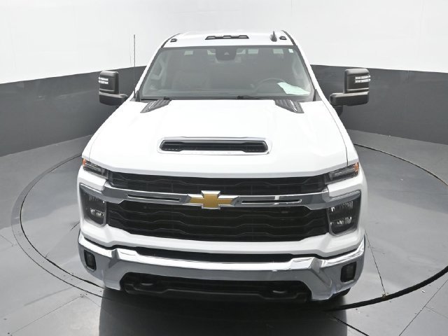 Used 2024 Summit White Chevrolet LT image 29