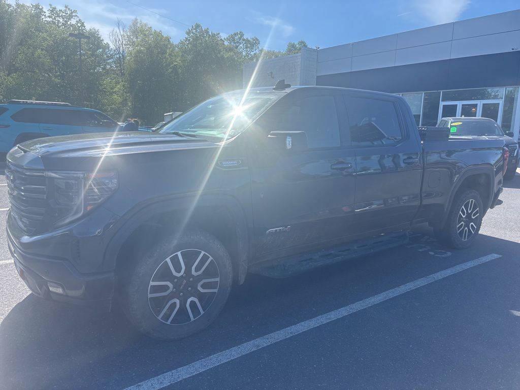 Used 2023 Titanium Rush Metallic GMC AT4 image 5