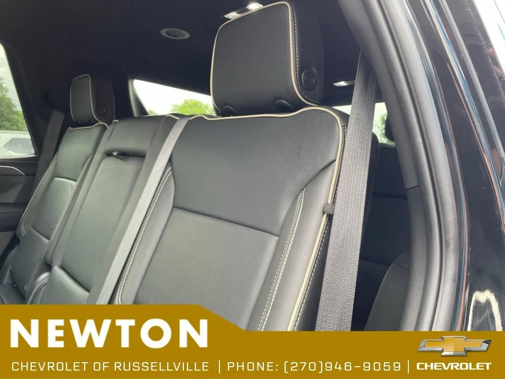 Used 2024 Onyx Black GMC SLT image 36