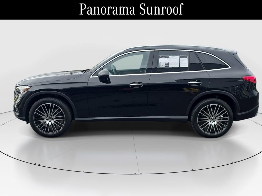 Certified Used 2026 Black Mercedes-Benz GLC 300 image 9