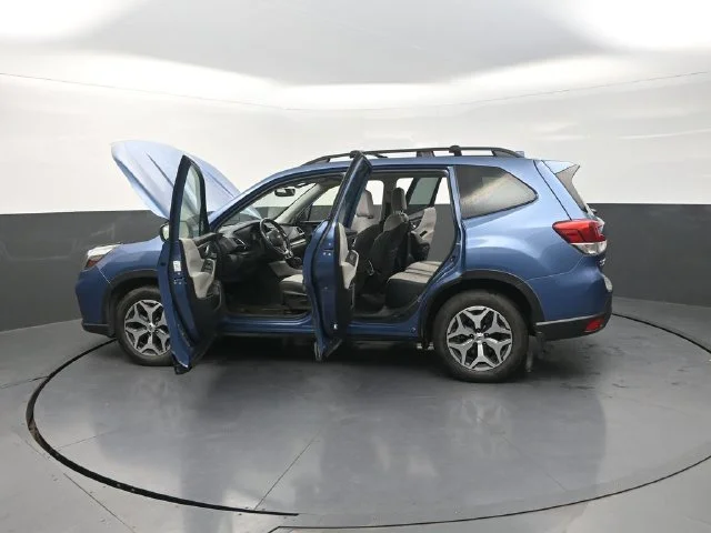 Used 2021 Blue Subaru Premium image 42