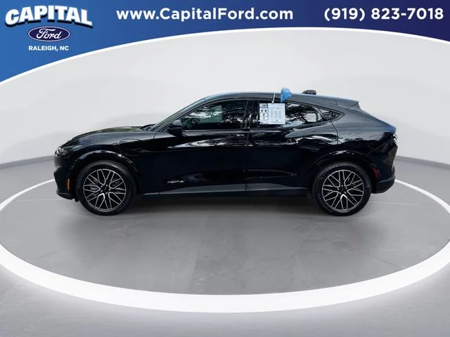 Used 2025 Black Ford Premium image 5