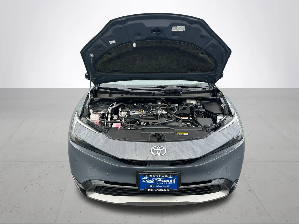 Used 2023 Gray Toyota XLE image 4
