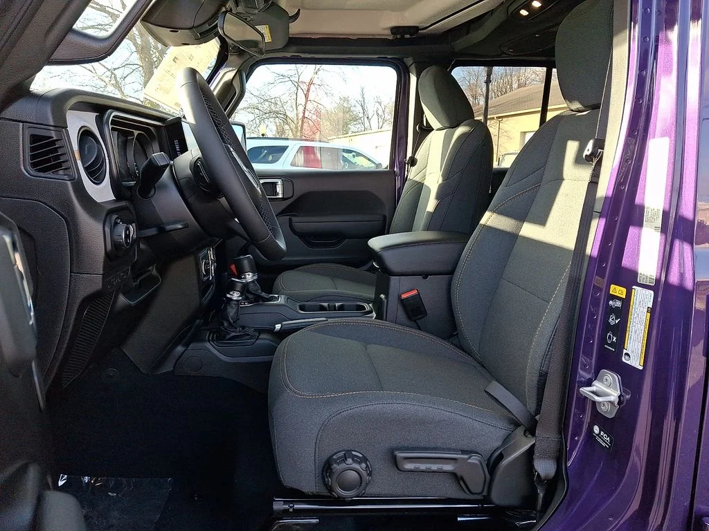 New 2026 Reign Exterior Paint Jeep Sport S image 8