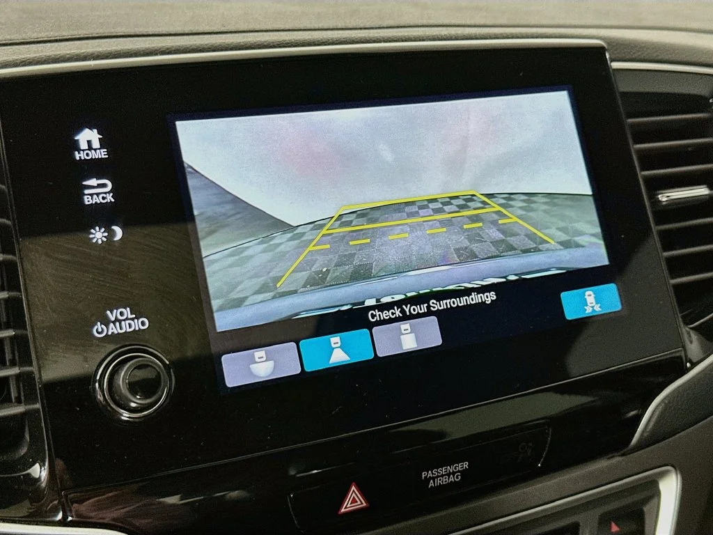 Used 2021  Honda EX-L image 14