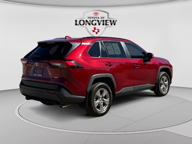 Certified Used 2025 Pearl Toyota XLE image 5