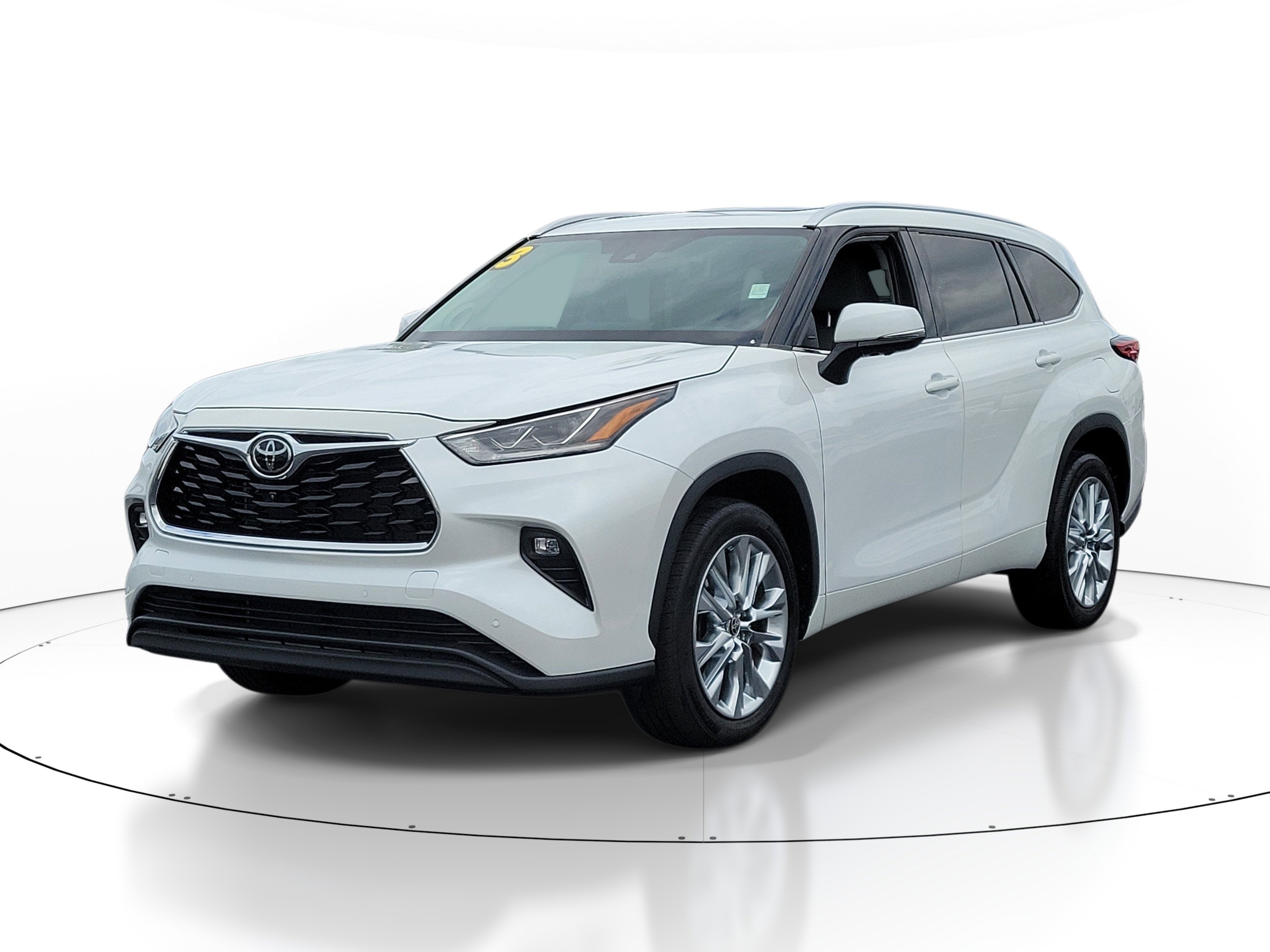 Used 2023 Wind Chill Pearl Toyota0 Limited image 2