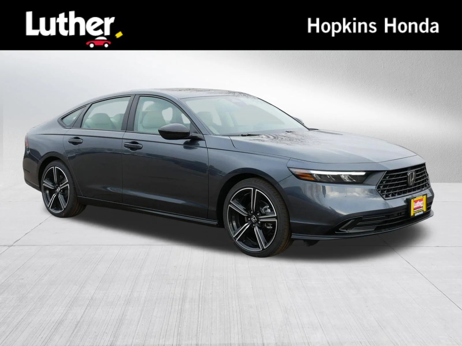 New 2026 Meteorite Gray Metallic Honda SE image 1